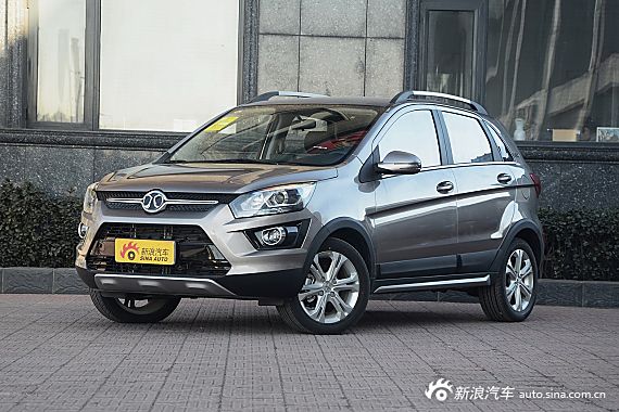 新浪购车 北汽绅宝X25最高直降0.65万