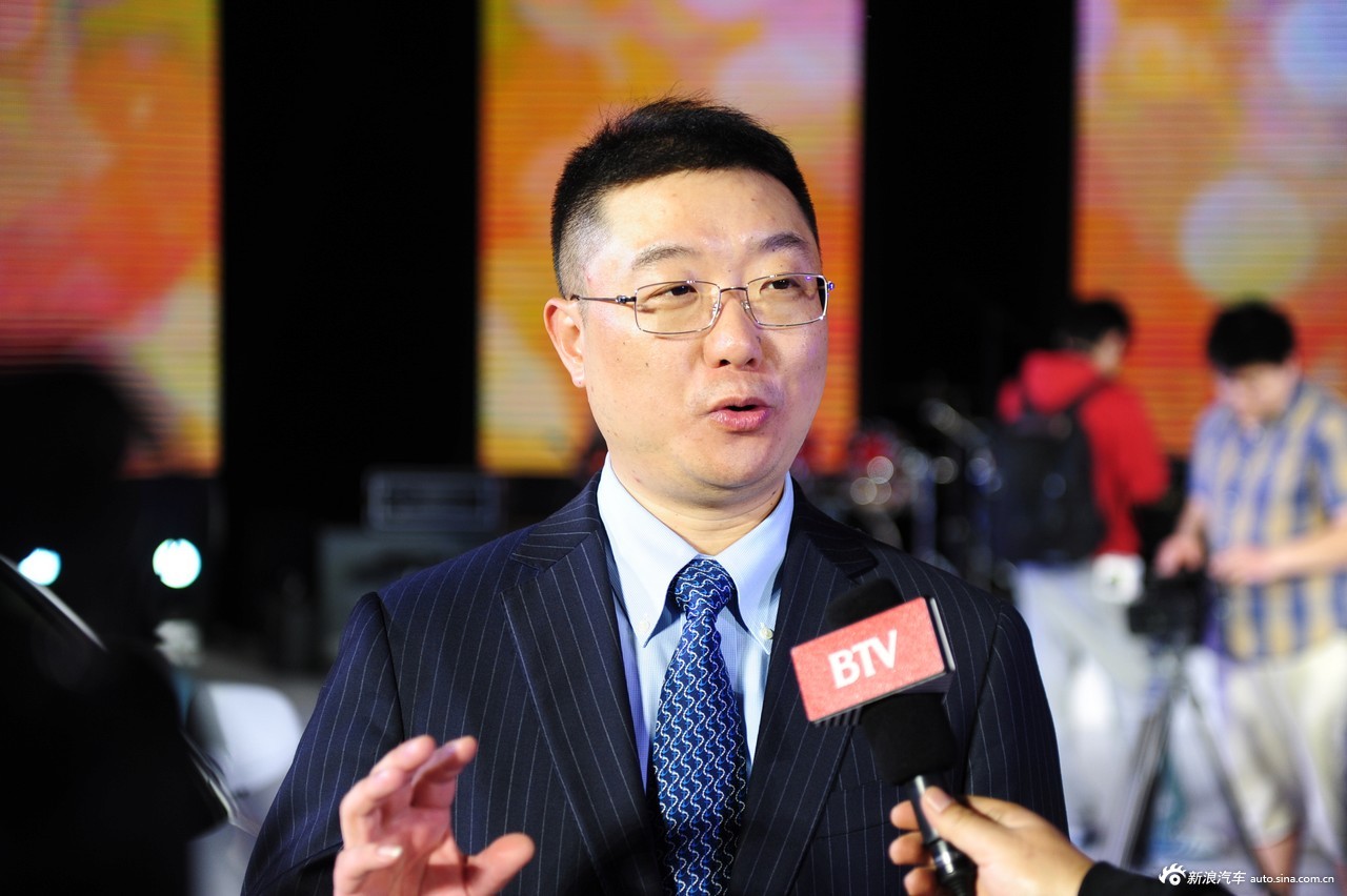 上海通用副总经理蔡宾接受媒体采访