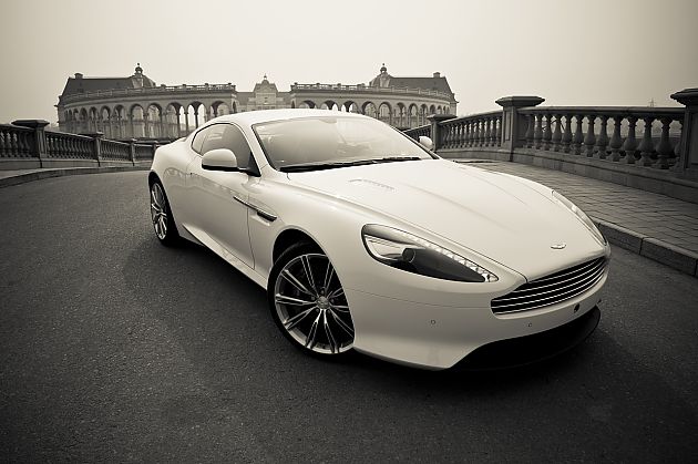 王子之躯 2013阿斯顿马丁DB9体验记
