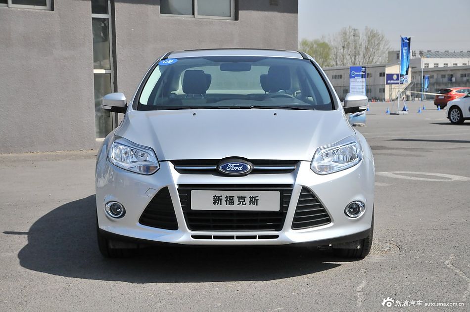 2012款福特新福克斯_福克斯外观图片149393