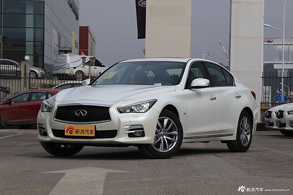 2015款英菲尼迪Q50L 2.0T自动悦享版