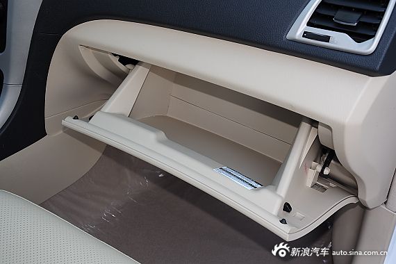 2015款比亚迪全新F3节能版1.5L手动豪华版 2015款比亚迪全新F3节能版1.5L手动豪华版