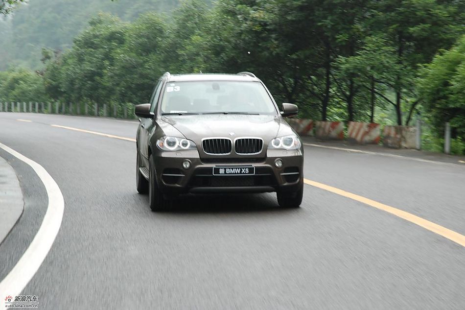 新宝马X5外观_宝马X5外观图片_汽车图库