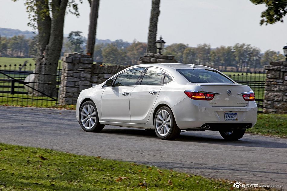 2015款美版英朗GT官方图_英朗官方图图片41