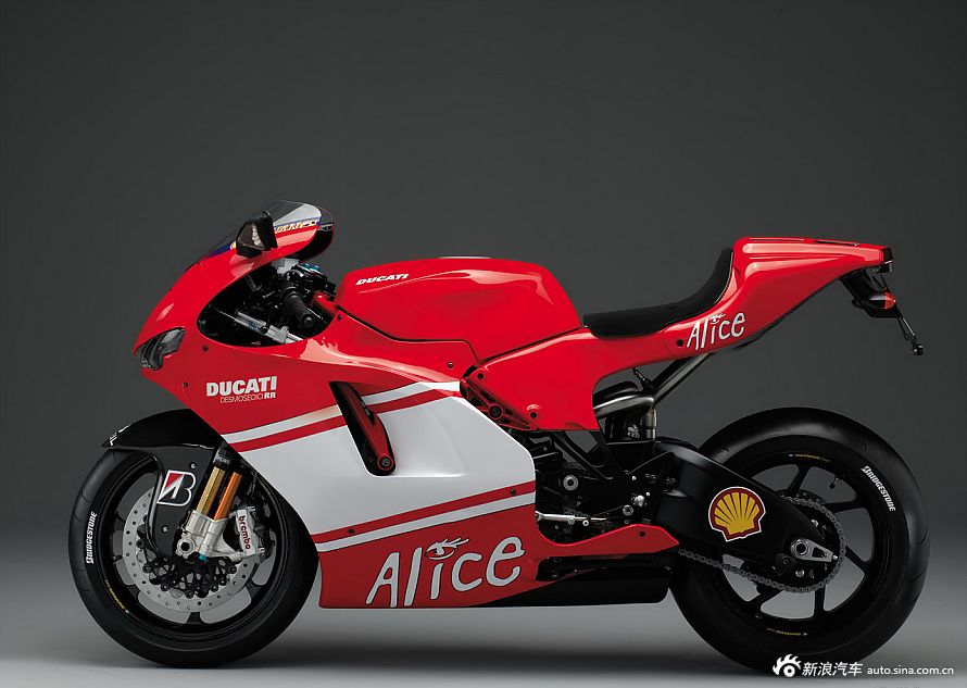 ducati desmosedici rr 超级战车