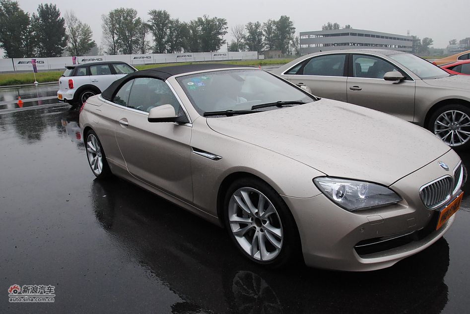 2011中国进口汽车风云榜名车品鉴会现场图片