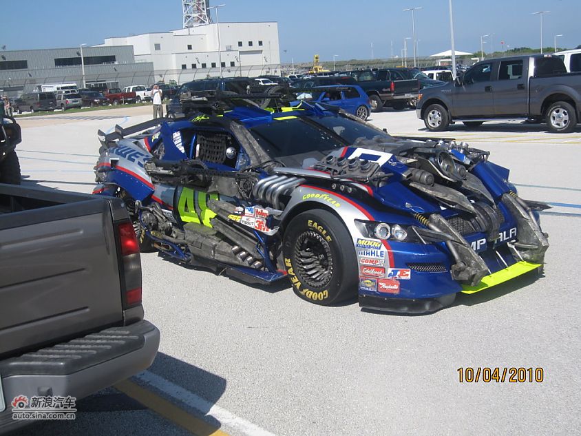 《变形金刚3》电影车辆实拍_6369478_汽车图