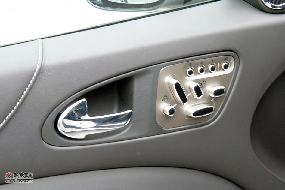 2009款全新捷豹XKR双门跑车_捷豹XK内饰功