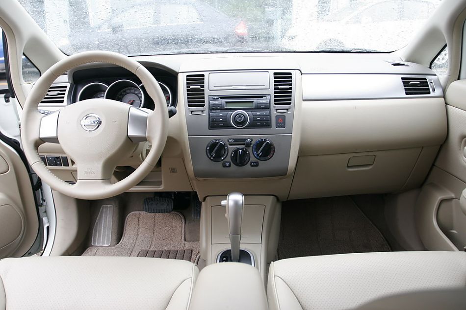 东风日产骐达内饰_骐达图片33649_汽车图库