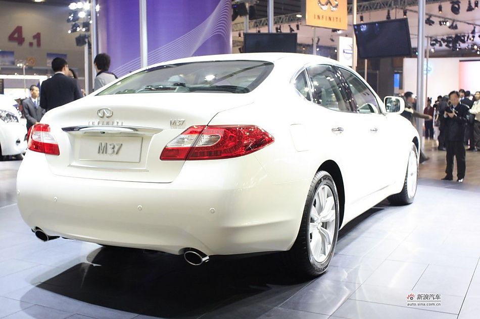 英菲尼迪M37_英菲尼迪M车展图图片