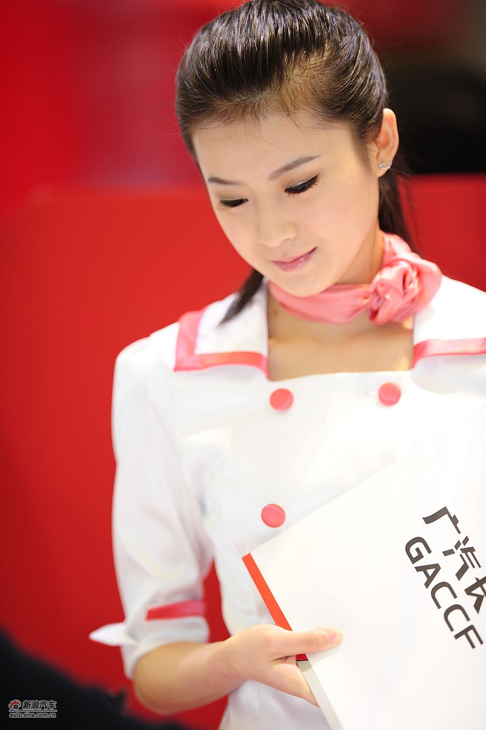 2011上海车展高清美女车模第二季_5259525_