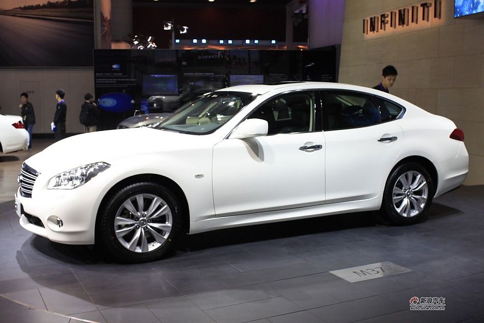 英菲尼迪m37_英菲尼迪m车展图图片3949536