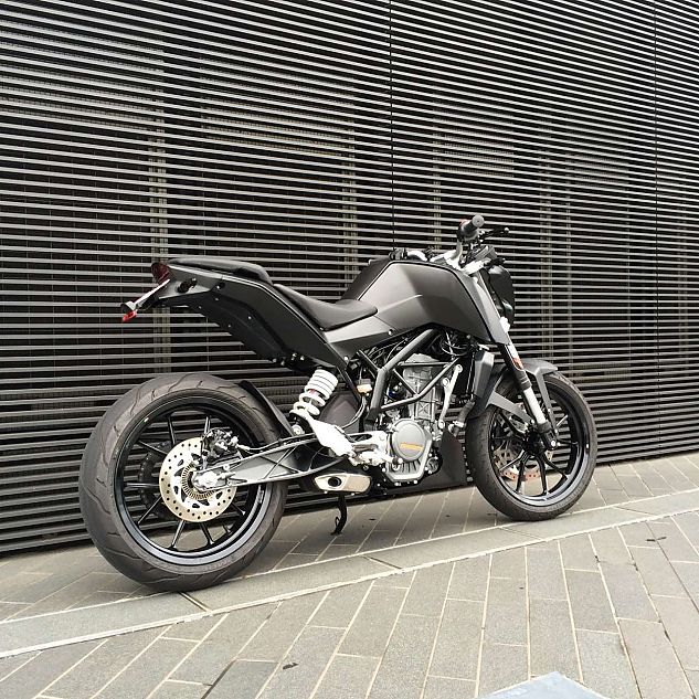 KTM Duke 125轻量级娱乐街车组图欣赏