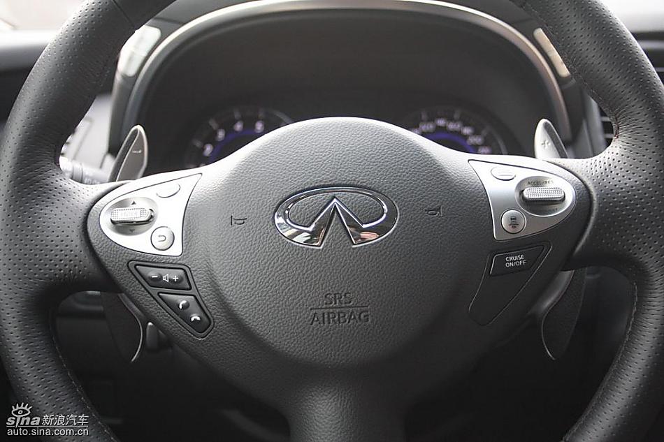 INFINITI英菲尼迪FX50内饰实拍图_英菲尼迪FX