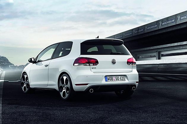 向我开炮 小钢炮40年发展历程