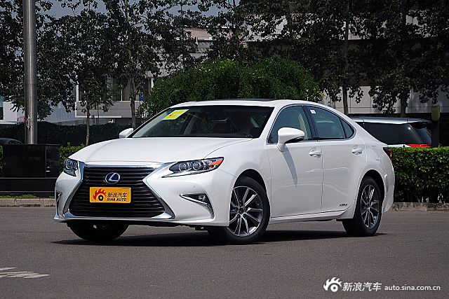 2015款雷克萨斯ES 300h