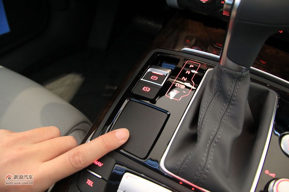 奥迪A6L技术解析会_奥迪A6L内饰功能图片13