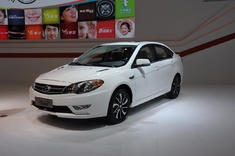 2013成都车展新车实拍：V5菱致