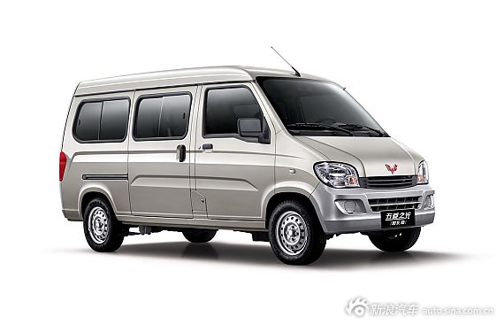 五菱之光加长版实用型上市 售价3.58万元