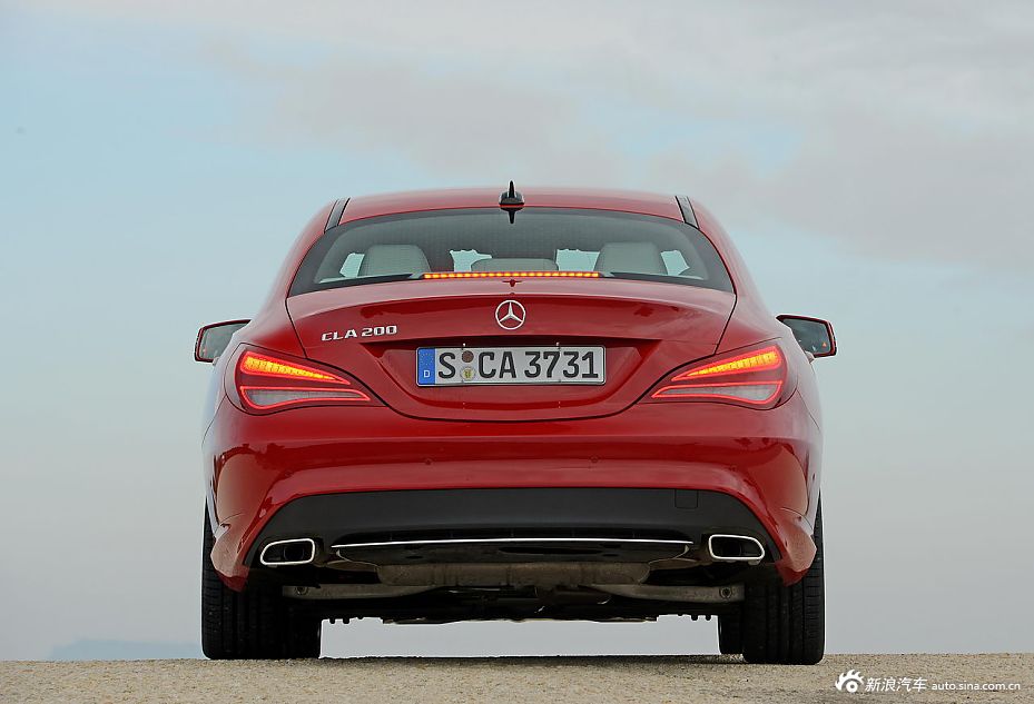 奔驰CLA200官方图_奔驰CLA官方图图片2481