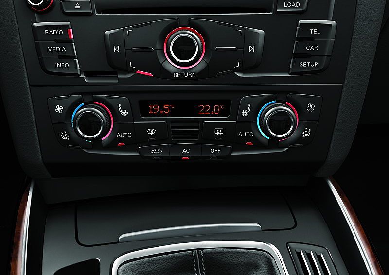 奥迪Q5内饰_奥迪Q5图片230789_汽车图库