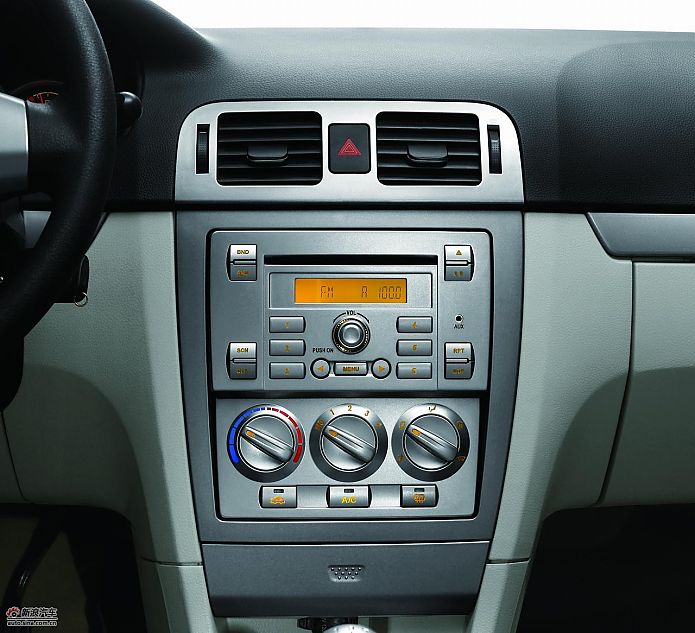 cx30志翔两厢内饰资料图_cx30图片260102_汽