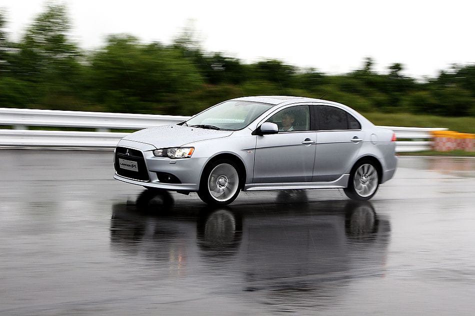 lancer ex外观图片_lancer ex图片8796_汽车图