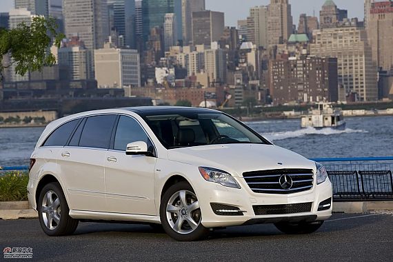 奔驰R500四驱型现金优惠10万 现车销售