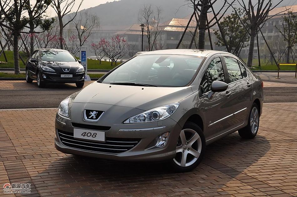 东风标致408试车实拍图 外观_东风标致408图