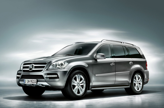 奔驰GL450现金优惠25万元 店内现车