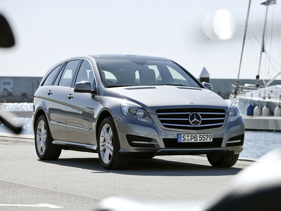 上海地区奔驰R级最高优惠16.5万元