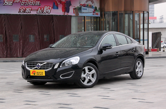 2013款沃尔沃S60最高优惠3万 现车有售
