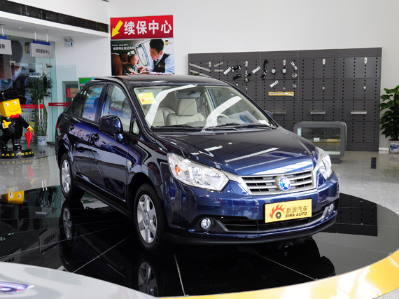 启辰D50现金优惠8000元店内现车充足