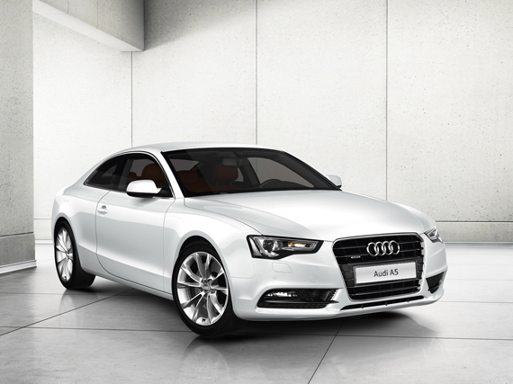 2012款奥迪A5现车供应 订金5万试驾有礼