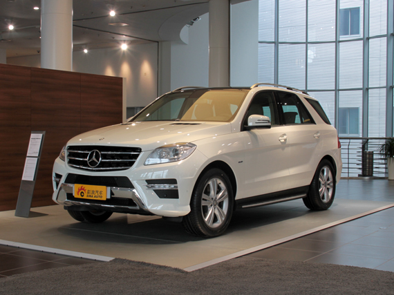 奔驰ML少量现车到店 购车需预订(图)