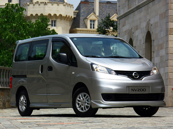 购郑州日产NV200 赠价值1万元的大礼包