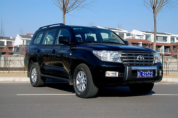 一汽丰田兰德酷路泽现金优惠70000元