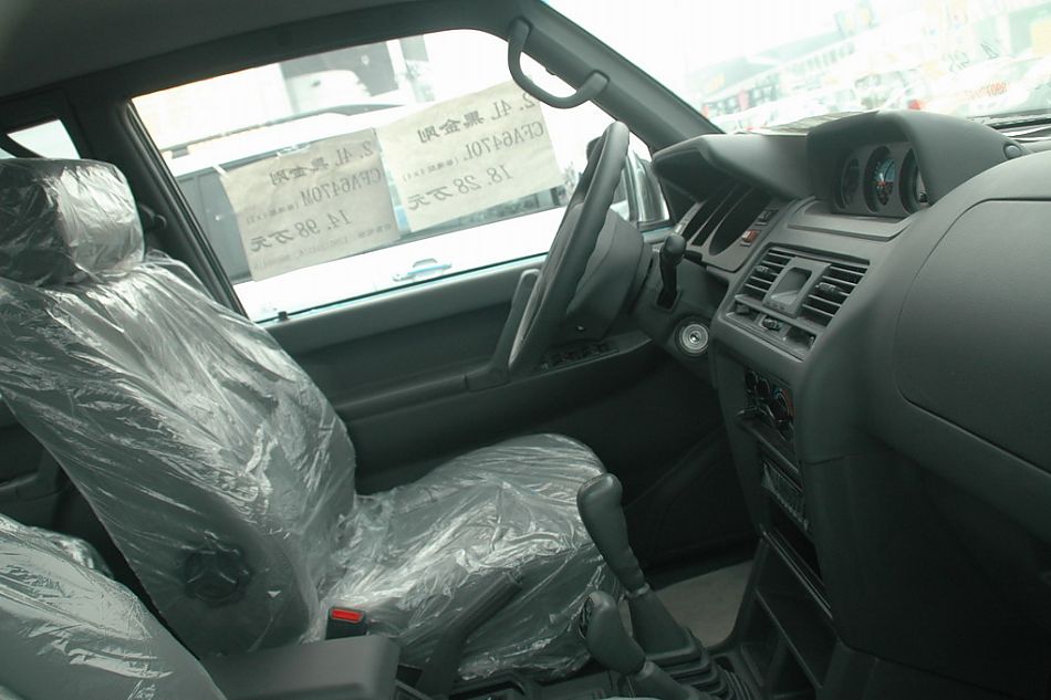 长丰猎豹黑金刚内饰_猎豹黑金刚图片25888_汽