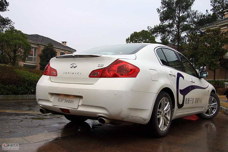 英菲尼迪g25外观实拍图