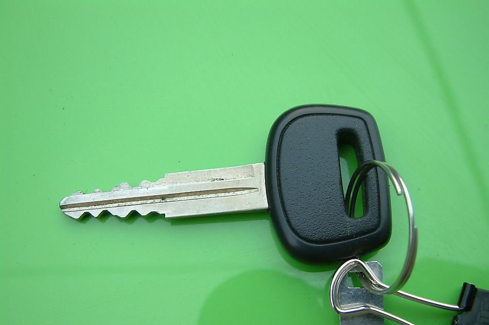 天津一汽威姿车钥匙_图片_汽车图库