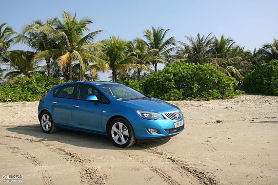 购英朗XT现金优惠13000元 到店购车送礼