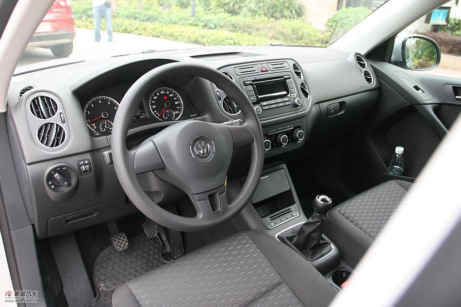 上海大众途观内饰及细节_途观图片232215_汽车图库_新浪汽车_新浪网
