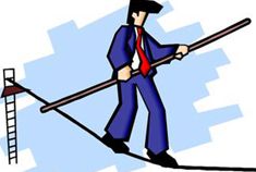 男子公路上玩“钢丝” 致道路全天堵塞