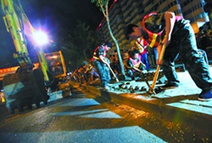 北京长安街西段大修 暗藏1米厚防爆层