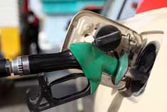 北京警方:禁向无牌、遮挡号牌车辆加油