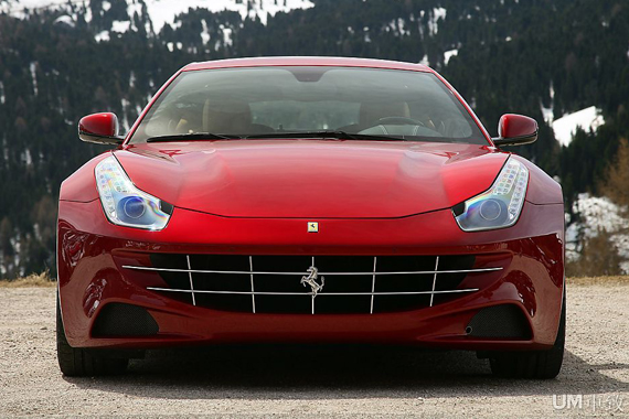 当心汽车漆面老化褪色 日常保养不可忽视