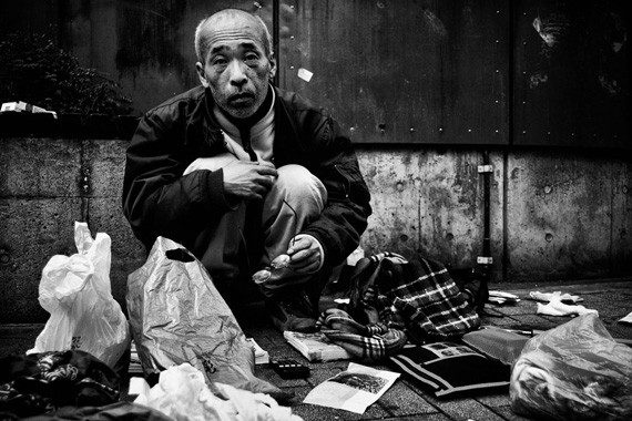 无名流浪汉被撞死街头 保险公司赔54万