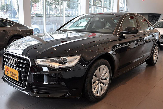 奥迪车主撞死环卫工涉嫌酒驾被抓