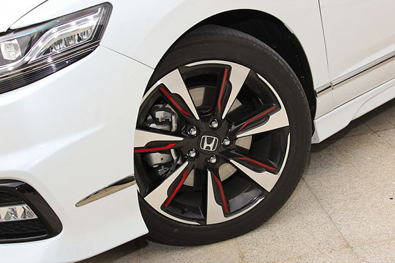 美丽更需呵护 汽车轮毂日常保养注意