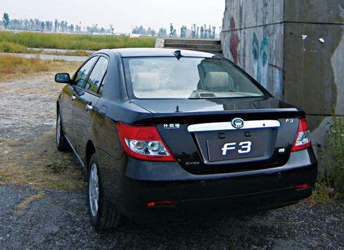 比亚迪F3白金版外观图片